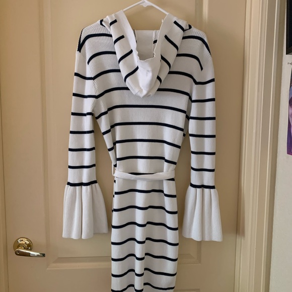 😍😍chaser sweater 😍😍 - Picture 2 of 6